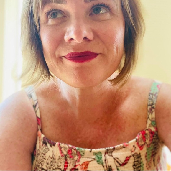 Meet Your Posher - Picture 1 of 7